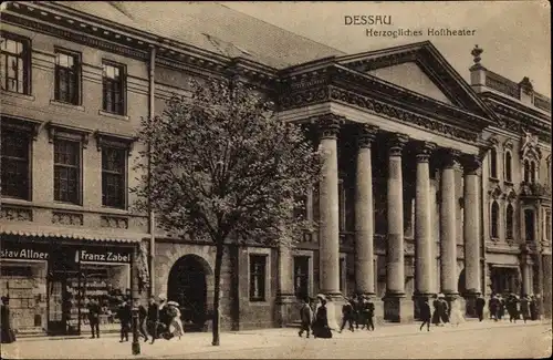 Ak Dessau in Sachsen Anhalt, Herzogliches Hoftheater, Franz Zabel