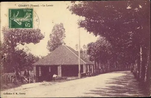 Ak Charny Yonne, Le Lavoir