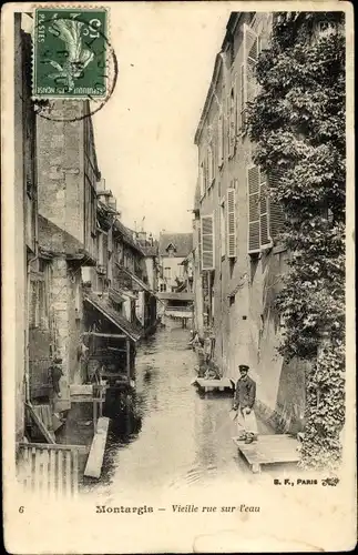 Ak Montargis Loiret, Vieille Rue sur l´Eau