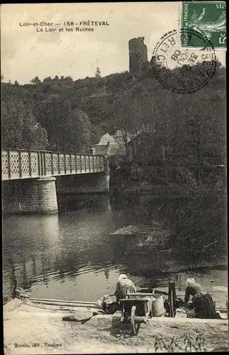 Ak Fréteval Loir et Cher, Le Loir et les Ruines