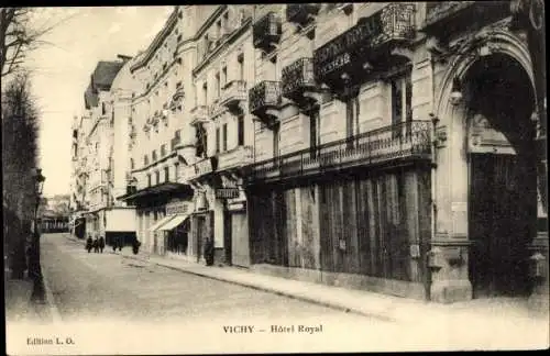 Ak Vichy Allier, Hôtel Royal