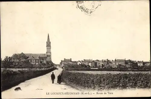 Ak Le Louroux-Béconnais Maine et Loire, Route de Vern