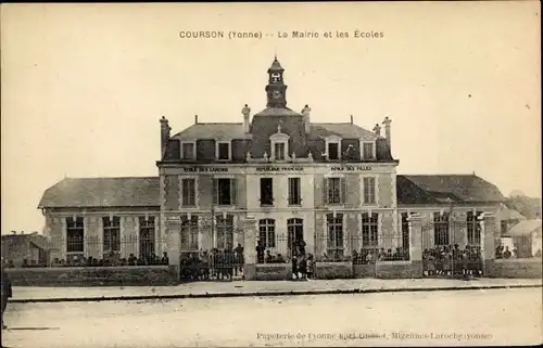 Ak Courson Yonne, Mairie et les Écoles