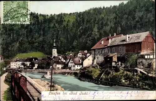 Ak Lauffen bei Bad Ischl in Oberösterreich, Flusspartie, Kirche, Wohnhäuser