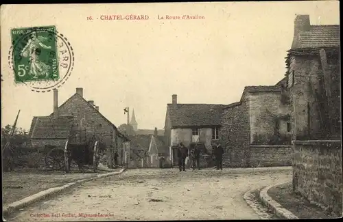 Ak Chatel Gerard Yonne, Route d´Avallon