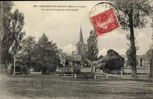 Ak Chemire sur Sarthe Maine et Loire, Vue de la rive droite de la Sarthe, Kirche