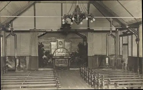 Foto Ak Frankfurt an der Oder, Kriegsgefangenenlager, Lagerkirche, Innenansicht
