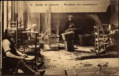 Ak Antwerpen Anvers Flandern, Atelier de vannerie, Societe Protectrice des Aveugles