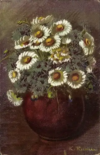 Künstler Ak Blumen in einer Blumenvase, Margeriten, Kornblumen