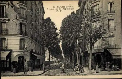 Ak Courbevoie Hauts de Seine, Avenue de la République