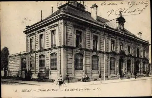 Ak Sedan Ardennes, Hotel des Postes