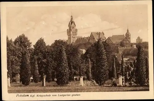 Ak Potsdam in Brandenburg, Kgl. Kriegsschule vom Lustgarten gesehen