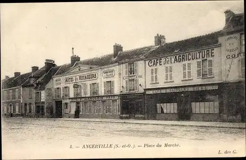 Ak Angerville Essonne, Place du Marché