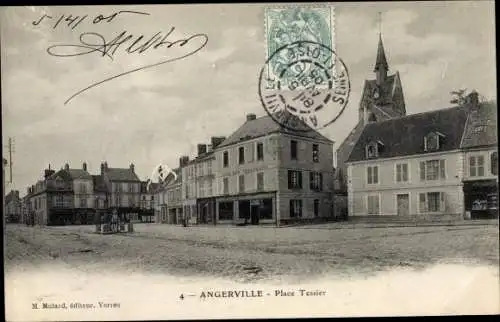 Ak Angerville Essonne, Place Tessier