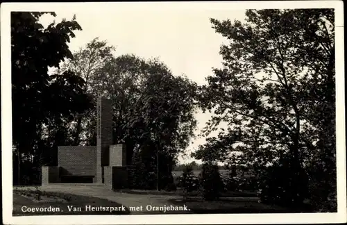 Ak Coevorden Drenthe, Van Heutszpark met Oranjebank