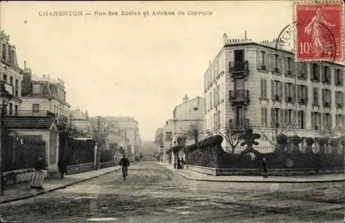 Ak Charenton Val de Marne, Rue des Écoles et Avenue de Gravelle