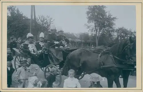 Kabinettfoto Salzwedel in der Altmark, Fotograf Rud. Oberst, Schützenfest, Kutsche, Vorstand