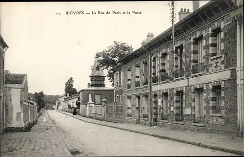 Ak Bièvres Essonne, Rue de Paris et la Poste