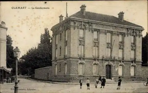 Ak Clamart Hauts de Seine, La Gendarmerie