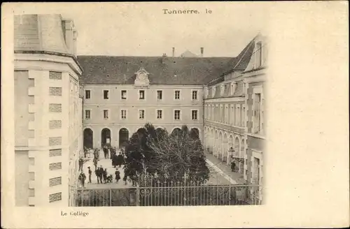 Ak Tonnerre Yonne, Le Collège