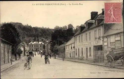 Ak La Riviere Thibouville Eure, La Grande Rue