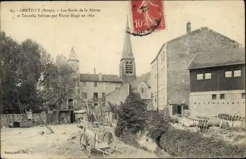 Ak Gentilly Val de Marne, Bords de la Rivière et Tourelle habitée par Victor Hugo en 1822