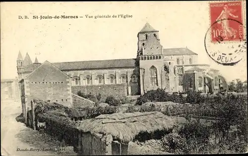 Ak Saint-Jouin-de-Marnes Deux Sèvres, Vue Générale de l´Église