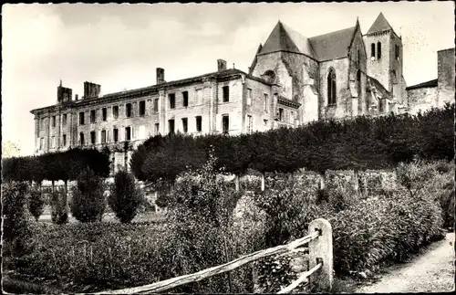 Ak Notre Dame de Celles Deux Sevres, L´Église et l´Abbaye