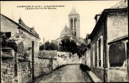 Ak Champagne sur Oise Val d´Oise, La Rue Notre Dame, L'Eglise