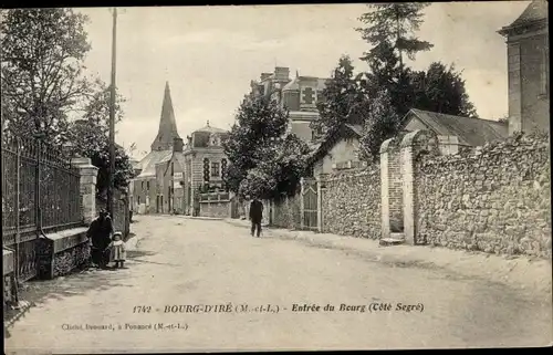 Ak Bourg D´Ire Maine-et-Loire, Entrée du Bourg