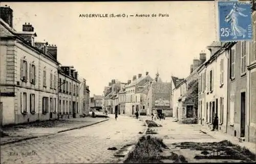 Ak Angerville Essonne, Avenue de Paris