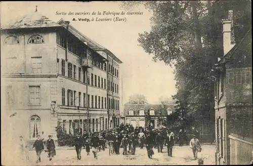 Ak Louviers Eure, Sorite des ouvriers de la Fabrique de courroies A. Vedy