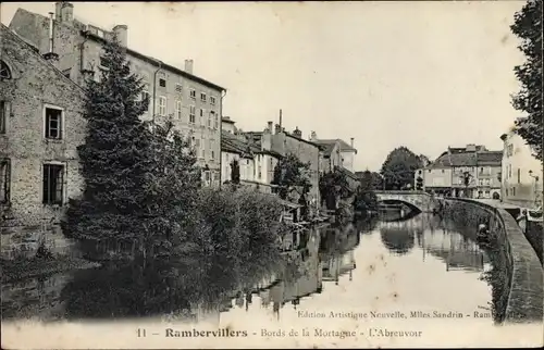 Ak Rambervillers Vosges, Bords de la Mortagne, L´Abreuvoir