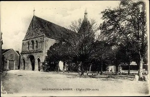 Ak Bellegarde Loiret, L´Église