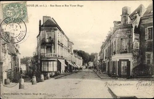 Ak Baugé Maine et Loire, Rue Basse et Rue Victor Hugo