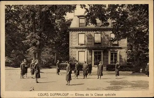 Ak Cours Dupanloup Haut-de-Seine, Élèves de la Classe Spéciale