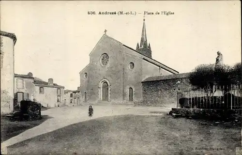 Ak Andreze Maine et Loire, Place de l´Église