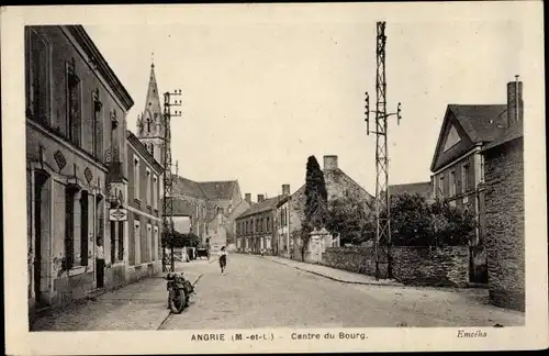Ak Angrie Maine et Loire, Centre du Bourg