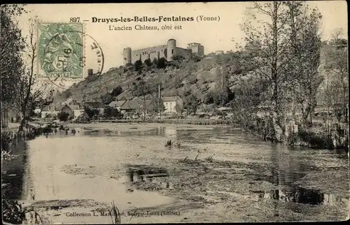 Ak Druyes les Belles Fontaines Yonne, L´Ancien Château