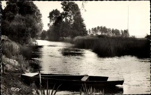 Ak Pezou Loir et Cher, Vue du Loir, Barques