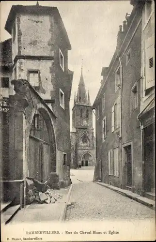 Ak Rambervillers Vosges, Rue du Cheval Blanc et l´Église