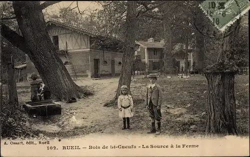 Ak Rueil Hauts-de-Seine, Bois de Saint Cucufs, Source à la Ferme