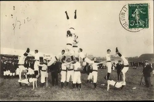 Ak Meurthe et Moselle, Groupe d´Acrobates en Plein Air