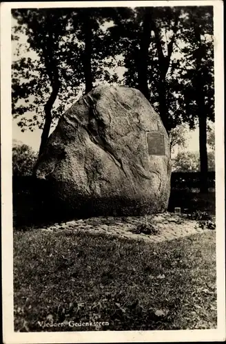 Ak Vledder Drenthe, Gedenksteen