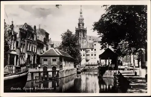 Ak Gouda Südholland Niederlande, Gouwe Vischbanken, Kerk