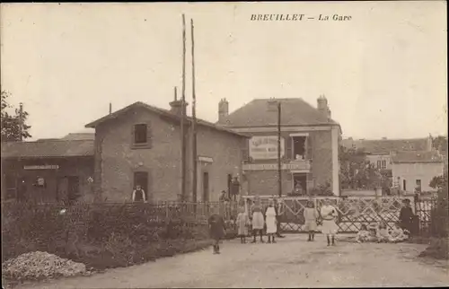 Ak Breuillet Essonne, La Gare