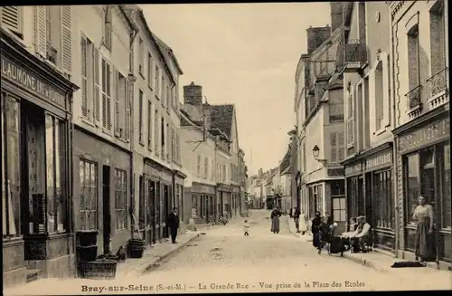 Ak Bray sur Seine Seine et Marne, La Grande Rue, Commerces
