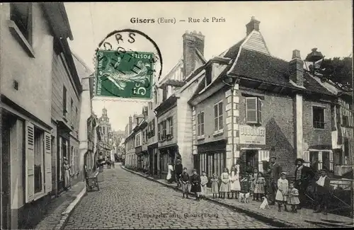 Ak Gisors Eure, Rue de Paris, Commerces, Réclame Dubonnet