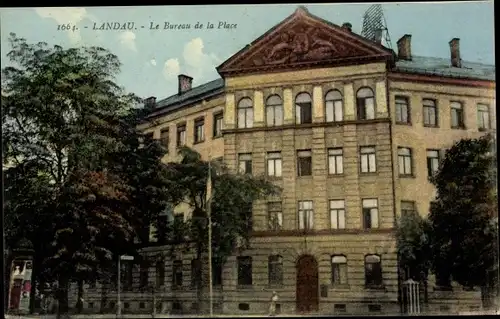 Ak Landau in der Pfalz, Bureau de la Place