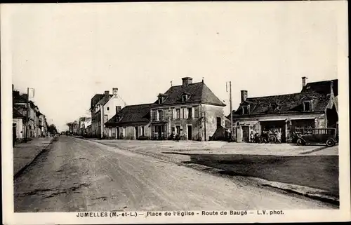 Ak Jumelles Maine et Loire, Place de l´Église, Route de Baugé